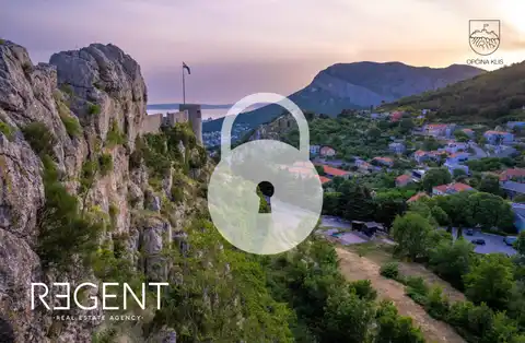 Сплит, Клис - Земельный участок под строительство с проектом виллы