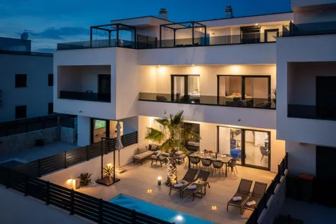 Šibenik, Vodice - Villa di lusso sulla costa adriatica