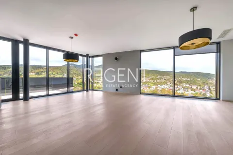 Záhřeb, Šestine - Moderní byt v nově postavené vile 280 m2