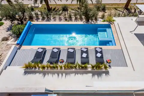Brač, Milna - Villa moderna in prima fila sul mare, 264 m2