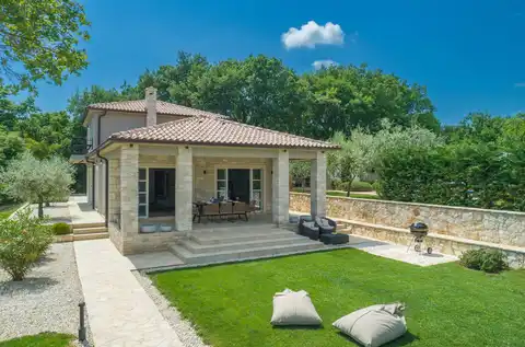 Istria, Kringa - Designer villa for long-term rent
