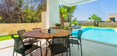 Ražanac, Ljubač - Moderna vila uz more s wellnessom i bazenom