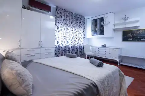 Split, Bačvice - Trzypokojowe mieszkanie z loggią