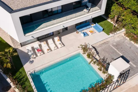 Rogoznica – Villa di lusso di 200 m2 sul mare