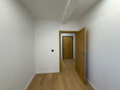 Záhřeb, Gračani – třípokojový byt se zahradou a garáží