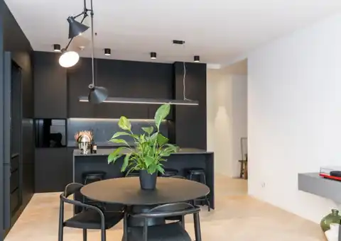 Zagreb, VMD Heinzelova- Moderan četverosoban stan