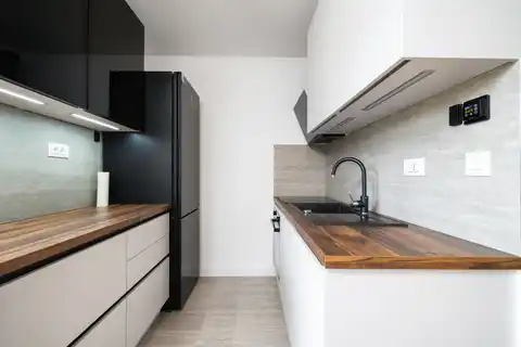 Split, Mejaši - Einzimmerwohnung mit Terrasse und Außenstellplatz