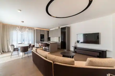 Penthouse 123 m², Maksimir — première location, ascenseur privatif, garage