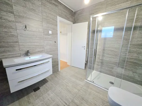 Święta Nedelja, Kerestinec - Trzypokojowe mieszkanie 100 m2