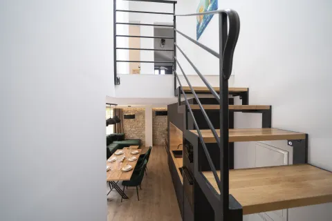 Zadar, Privlaka – Nově postavená kamenná-moderní vila