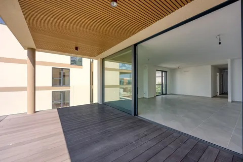 Istra, Novigrad - Četverosoban apartman u luksuznom stambenom kompleksu 115 m2
