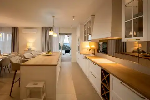 Rogoznica, Ražanj - autentická vila s výhledem na moře