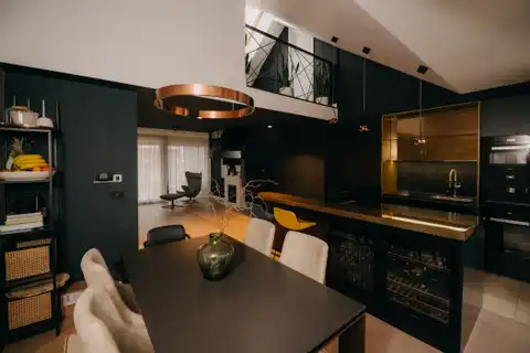 Zagreb, Jarun - penthouse de luxe de quatre pièces
