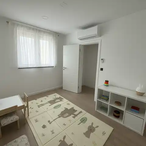 Zagreb, Botinec - Štirisobno stanovanje s teraso