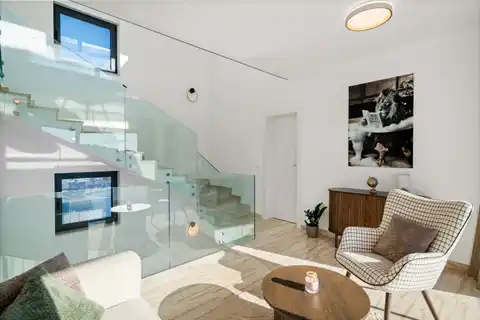 Вилла 300 м², Стивашница — 100 м до моря, инфинити бассейн