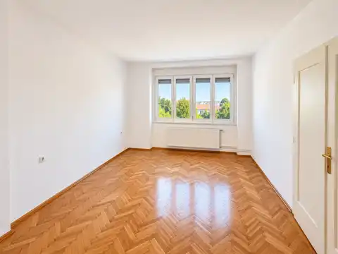 Geschäftsräume 75 m², 4 Räume — Martićeva, Zagreb