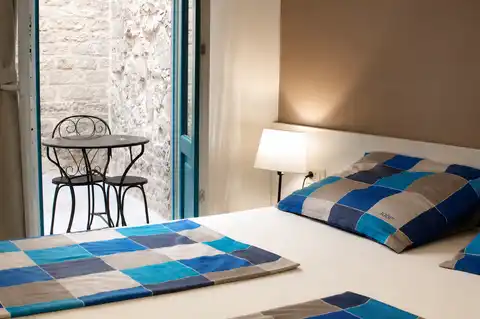 Šibenik, centar – potpuno uređena kuća s 4 apartmana