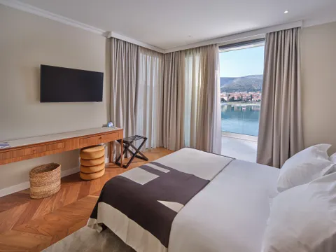 Trogir - Moderna villa s pogledom na more 341 m2
