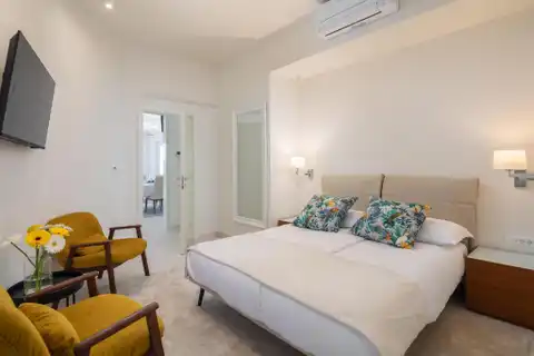 Brač - Moderna vila prvi red uz more