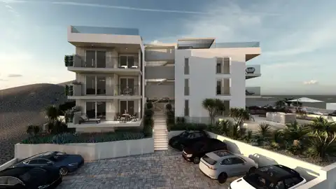 Trogir, Okrug Gornji - Trosoban penthouse sa natkrivenom terasom