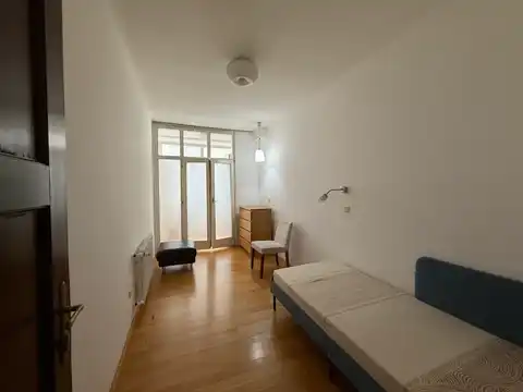 Zagreb, Centar - prostran stan u povučenoj oazi
