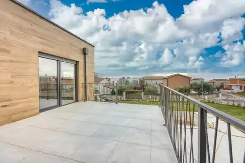 Kaštelir-Labinci - Dvojna kuća s bazenom i pogledom na more