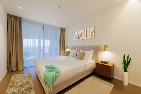 Istra, Petram Resort – trosoban apartman 95 m², balkon, pogled na park