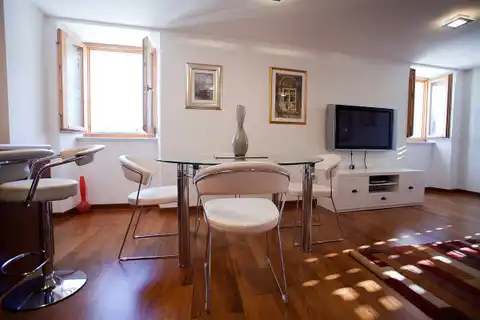 Split, Centar - Dvosoban stan sa pogledom na povijesnu jezgru grada