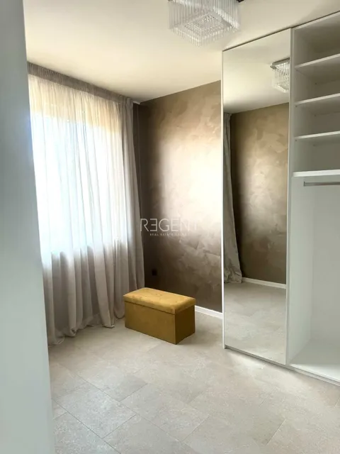 Záhřeb, Remete - Moderní penthouse 112 m2 k pronájmu