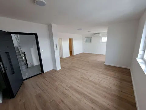 Crikvenica - Četverosoban stan s dvije terase 123 m2, novogradnja