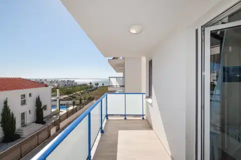 Privlaka - Dom szeregowy z basenem i tarasem na dachu.