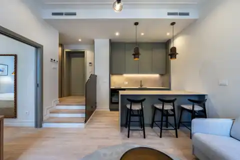 Stan 35 m² za najam — prvi najam, Centar