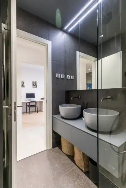 Zagreb, VMD Heinzelova- Moderan četverosoban stan