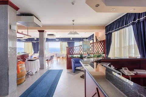 Trogir – Elegantný hotel s výhľadom na more