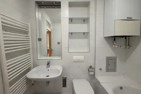 Zagreb, Centar – trosoban stan na izvrsnoj lokaciji za najam