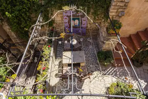 Istria, Bale – Očarujúci dom s konobou a piatimi apartmánmi