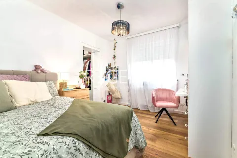 Záhreb, Gornji Bukovac - Moderný štvorizbový byt 172 m2