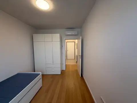 Загреб, Шпанско - трехкомнатная квартира в новостройке