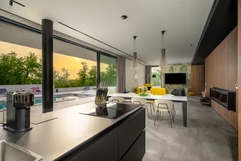 Istra, Oprtalj - Luksuzna dizajnerska vila 682 m2 novogradnja