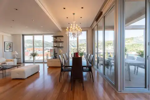 Dubrovnik - Wyjątkowy penthouse z basenami w pięknym Dubrowniku