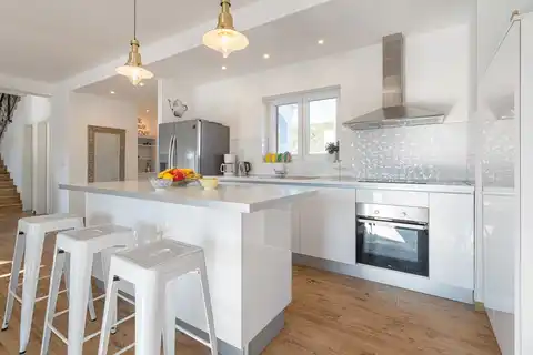 Maison avec piscine, 260m²
