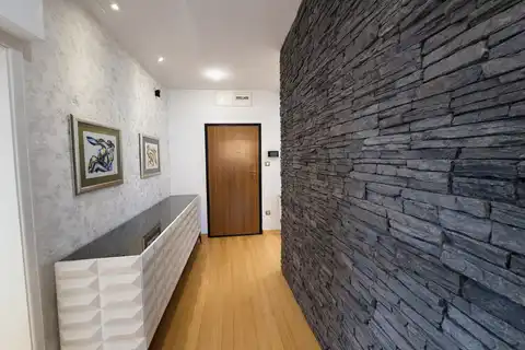 Zagreb, Remete - četverosoban moderan stan za najam na super lokaciji