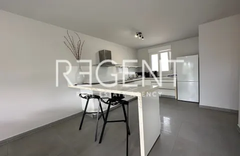 Split, Podstrana - Byt 105 m2 k pronájmu, novostavba, dlouhodobě