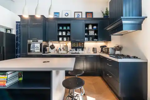 Zagabria, Città Bassa – Appartamento con tre camere, balcone e soppalco 79m2