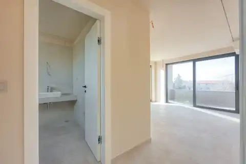 Poreč – Moderna vila s pogledom na more