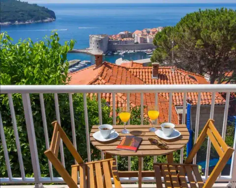 Dubrovnik, StariGrad – Atraktivna moderna vila s pogledom na grad