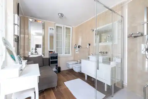 Rovinj – Luksuzna vila s bazenom prvi red do mora