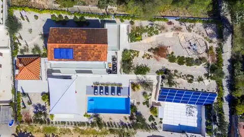 Brač, Milna - Villa moderna in prima fila sul mare, 264 m2