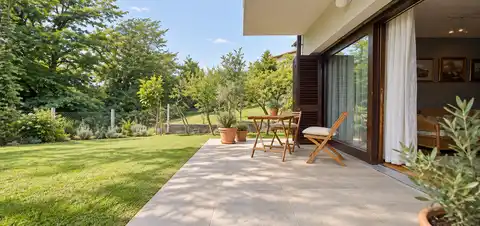 Maksimir – casa bifamiliare di 230 m² con garage