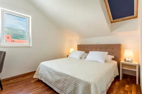 Podstrana - Three-room apartment with a terrace